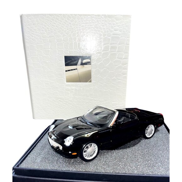2002 Ford Thunderbird ‘Manage The Wait’ Promo Set Books Die Cast Bookends - Picture 2 of 10
